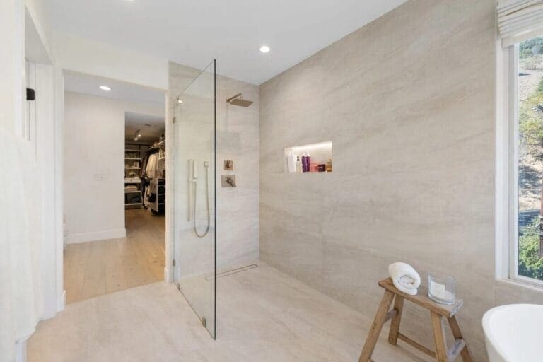 Bathroom renovation by Hallmark Projects, Vancouver